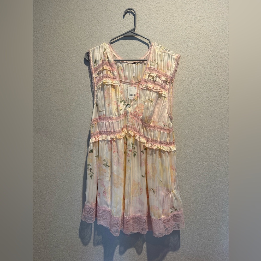 Free People Floral Pink and Cream Blouse